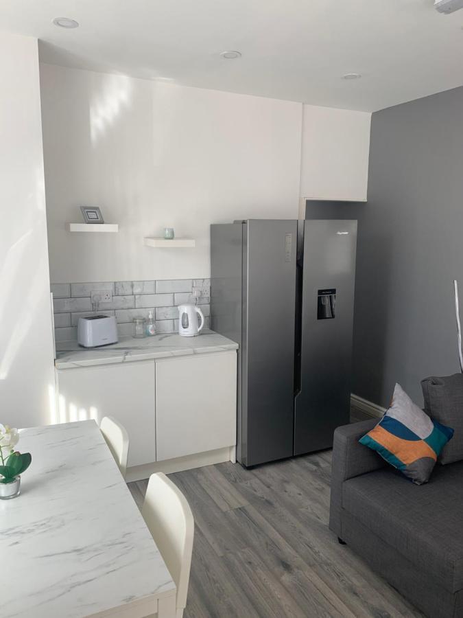 Smeaton Serviced Accommodation Liverpool Eksteriør bilde